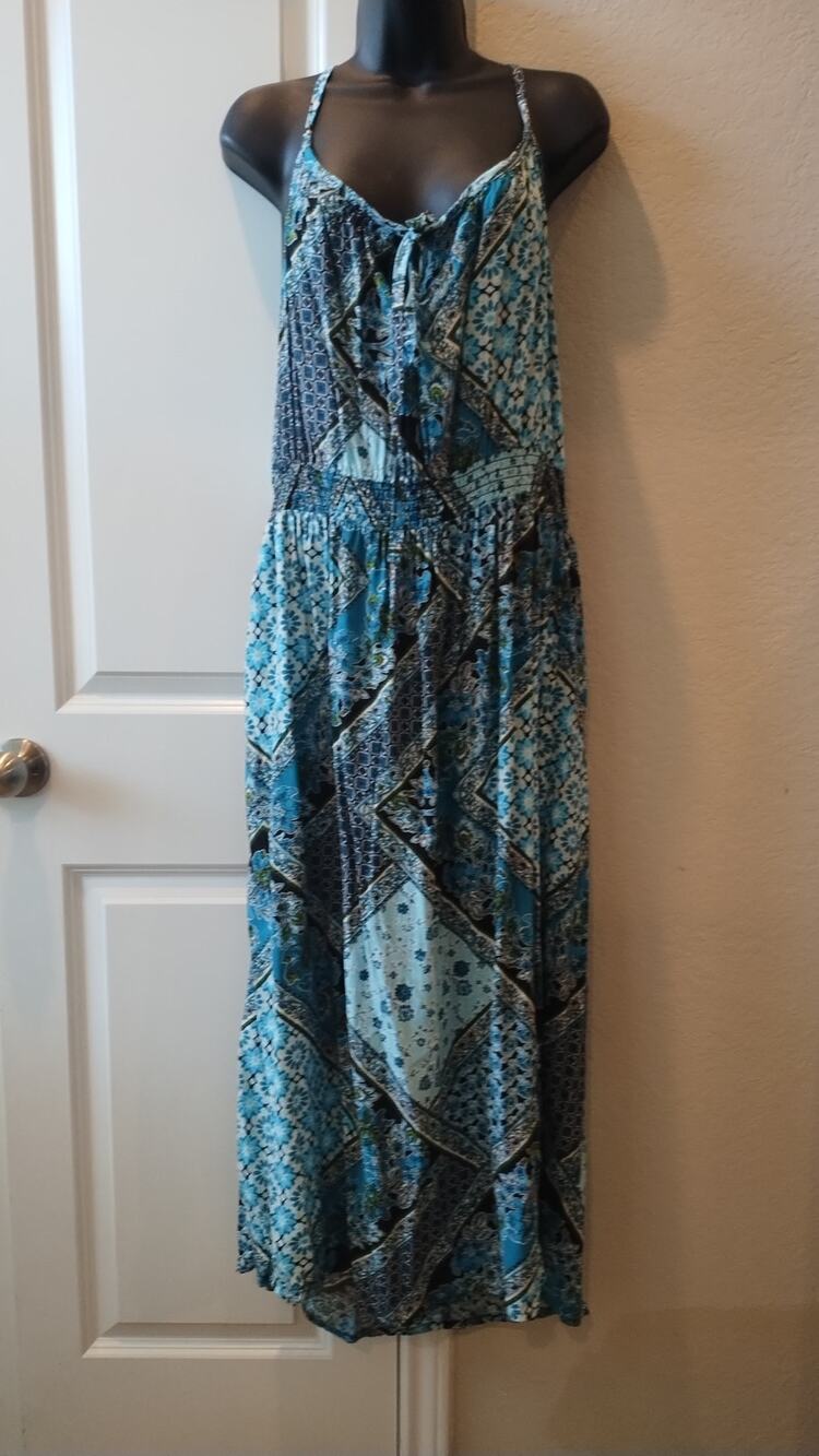 Faded Glory Maxi sun dress with V-neck closure at the front Sz XL Green and Blue